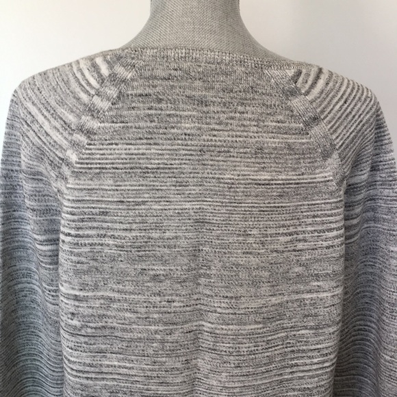 Lou & Grey Spacedye Hi-Lo Hem Pullover Sweater, size Medium 🖤 - Picture 7 of 13